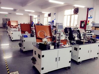 深圳18650全自動點焊機、分選機及貼青稞紙機專業(yè)廠家推薦與技術(shù)推廣